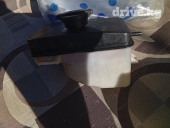 Бачок Hyundai 2018 г., Б/у, Оригинал