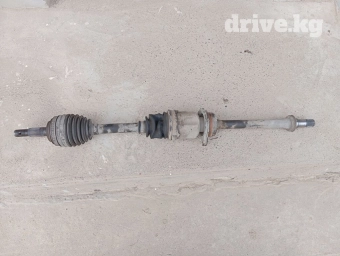 Граната Наружная, Внутренняя, С приводом Toyota 2001 г., Б/у, Оригинал