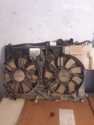 Радиаторы хонда Эстима раф4 мерс фит жаз лексус субару в оригинале в