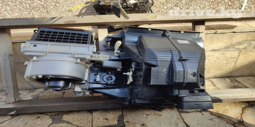 Печка хонда фит с сборе все работает 1.3 обьем