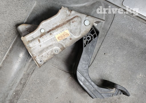 Педаль сцепления Спринтер Рекс,пружина новая без главного цилиндра