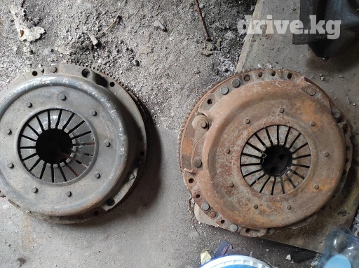 Продаю запчасти б/у в оригинале на БМВ Е 34. То что есть в списке