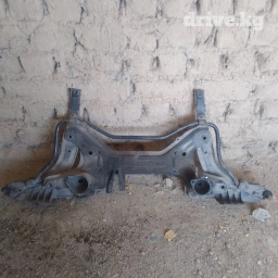 Передний балка сатылат .ГОЛЬФ 2