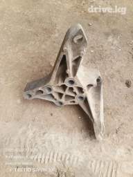 Подушка коробки передач Ford 2004 г., Б/у, США