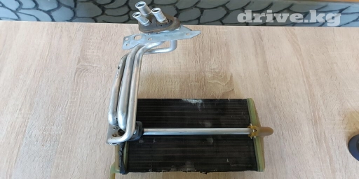 Радиатор печки w140 привозной с Японии в идеальном состоянии в сборе