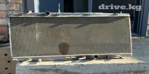 Радиатор Хонда фит 2008г