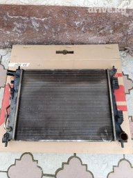 Продаю радиатор б/у на Хундай Солярис 2011 автомат