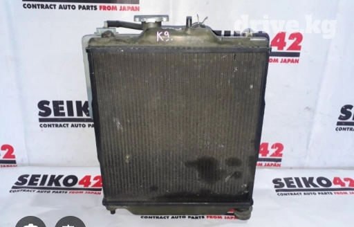 Радиатор двигателя Хонда лого 2001 год. Правый руль. Мотор D13B. Не