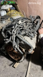 Бензиновый мотор Универсальный 2005 г., 5.7 л, Б/у, Оригинал