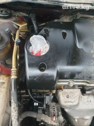 Куплю крышку для масла на двигателе. Нисан примера 2003 г. тел