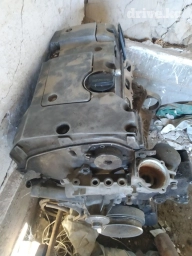 Бензиновый мотор Mercedes-Benz 1992 г., 2.2 л, Б/у, Оригинал