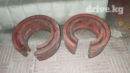 Продаю проставочную резину чтобы машина не проседала(отбойник)