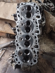 ГБЦ и блок в сборе1kz te на запчасти можно под ремонт Нет компрессии