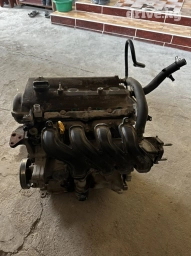 Матор на тойота ист на ходу motor Toyota ist 1.3 объем нужно поменять