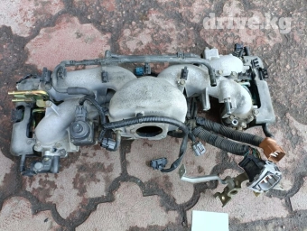 Коллектор от Субару Легаси 2003 г., объем двигателя 2.0 куб без