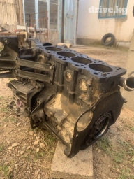 Бензиновый мотор Mitsubishi 2000 г., 2.4 л, Б/у, Оригинал