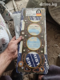 Продаю две прокладки под головку блока цилиндров Тойота 1.5 маркировка