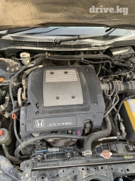 Бензиновый мотор Honda 2002 г., 2.5 л, Б/у, Оригинал, Япония