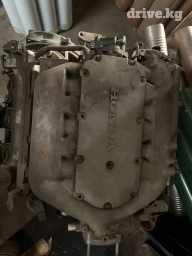 Бензиновый мотор Honda 2005 г., 3 л, Б/у, Оригинал