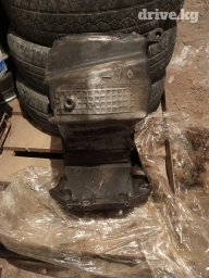 Паддон на рено Логан 1.4-1.6мотор. Есть трещина. Можно заварить и