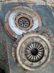 Зд30 маховик диск корзина .
30000с за комплект .
Маховик заварен