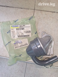 Запчасти на Экскаватор ХУНДАЙ 3000 сапун на двигатель