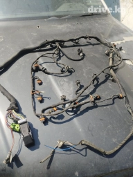 Продаю косу моторную проводку для Мерседес двигатель м119 рест