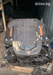 BMW F01 6лит би турбо