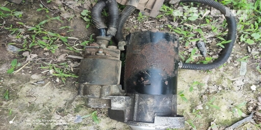 Продаю стартер от Мерседес 203 мотор 112,912 2,6 левый руль рабочий