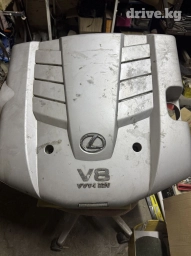 Продаю декоративную крышку двигателя на GX470 8000 сом и боковые по