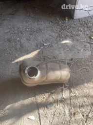 Бачок расширительный на мерс 124