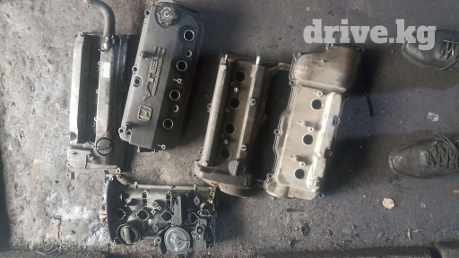 Клапанная крышка Toyota 2004 г., Б/у, Оригинал, Япония