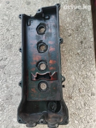 Клапанная крышка Nissan 2000 г., Б/у, Оригинал, Япония