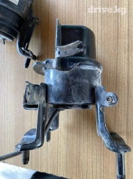 Подушка мотора Toyota 2017 г., Б/у, Оригинал, США