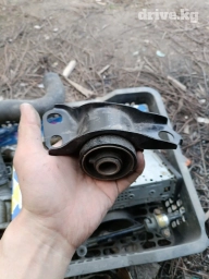 Подушка мотора Mazda 2001 г., Новый, Аналог