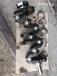 Коленвал Nissan 2005 г., Б/у, Оригинал, Япония