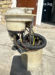 Фольксваген пассат B6 оригинал Б/у бензин насос рабочий,в Оше по тел;