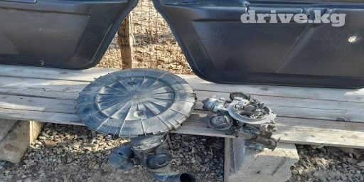 Карбюратор Audi 1983 г., Б/у