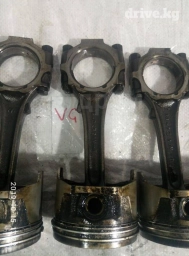 Nissan Terrano Поршень с шатуном Ниссан Террано поршень с шатуном