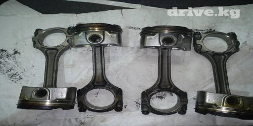 Toyota Camry Поршень с шатуном Тойота Камри поршень с шатуном Модель