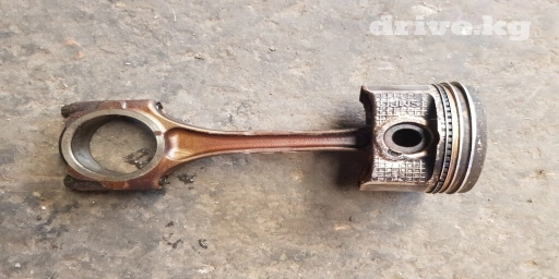 Шатун Toyota 2004 г., Б/у, Оригинал, Япония