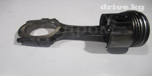 Toyota Estima Поршень с шатуном Тойота Эстима поршень с шатуном