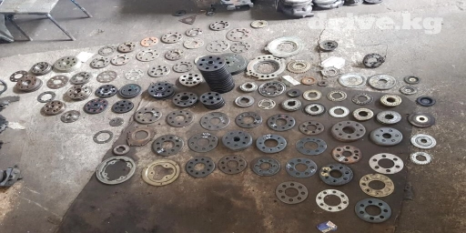 Пластины под шкивы. На Японские машины. Пластины, шайбы под шкив