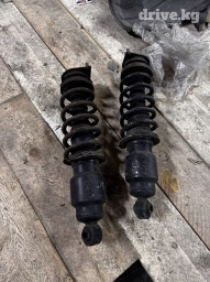Задний амортизатор Subaru Б/у, Оригинал, Япония