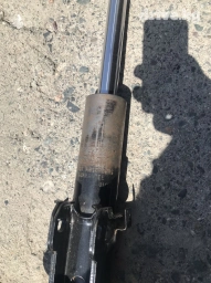 Передний амортизатор Mercedes-Benz Новый, Оригинал