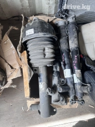 Продаю амортизаторы вместе с Пневмо баллонами в оригинале от мерседеса