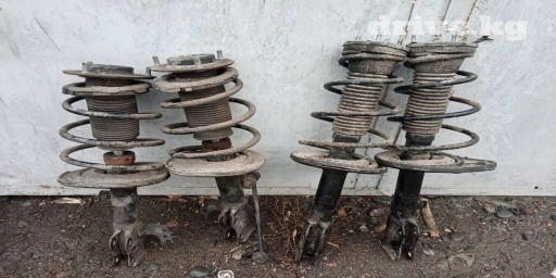 Комплект амортизаторов Toyota Б/у, Оригинал