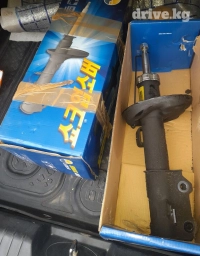 Передний амортизатор Chevrolet Б/у