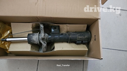 Передний амортизатор Hyundai 2018 г., Б/у, Аналог