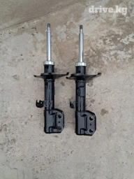 Передний амортизатор Toyota 2004 г., Б/у, Китай